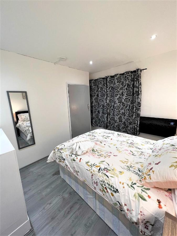 Stepney Green Beds To Stay 24 ロンドン エクステリア 写真