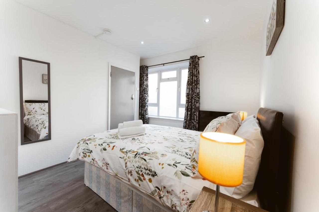 Stepney Green Beds To Stay 24 ロンドン エクステリア 写真